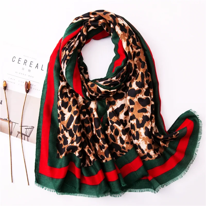 Fashion Women Leopard Print Scarf