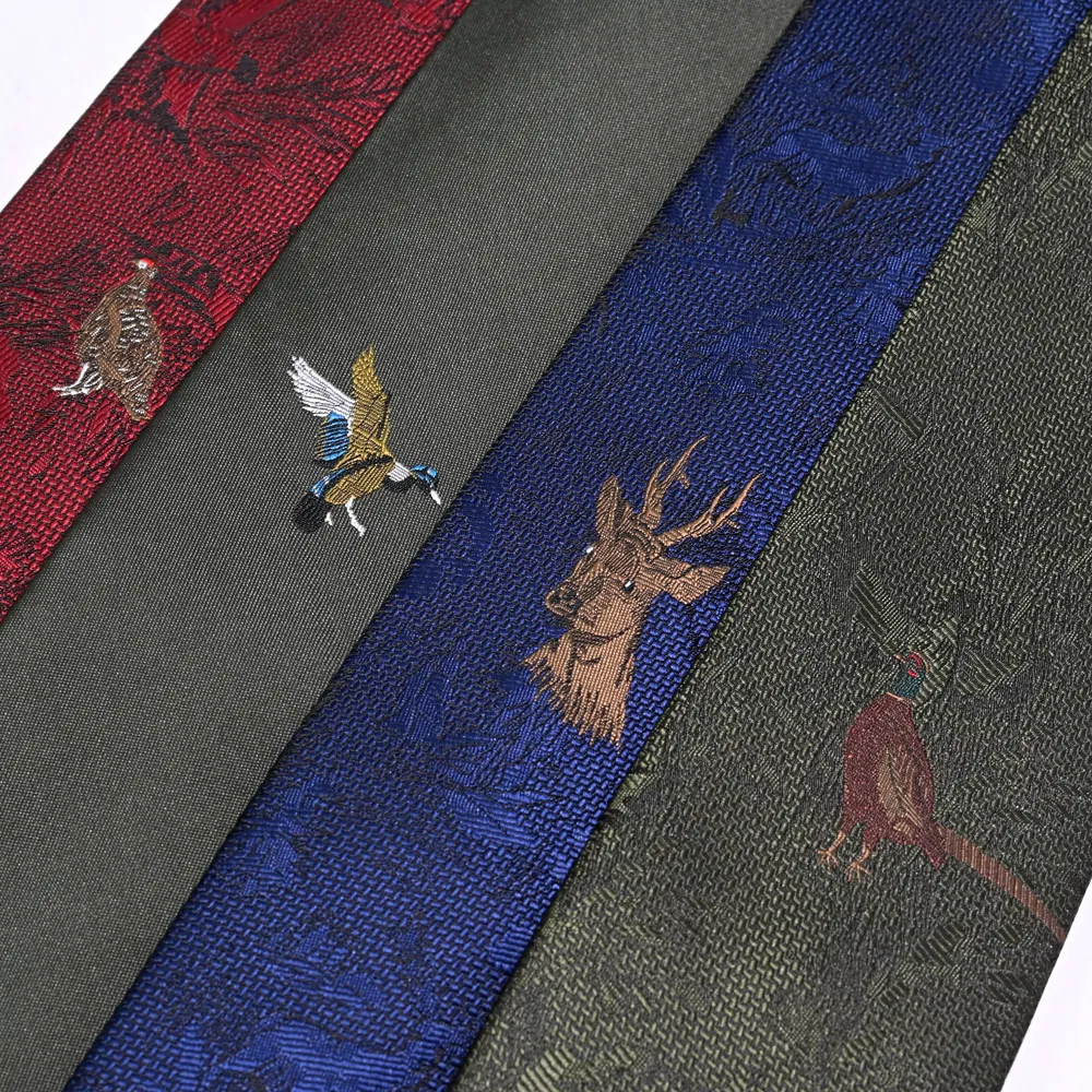 Yili Custom Jacquard Woven Animal Logo Neck Tie